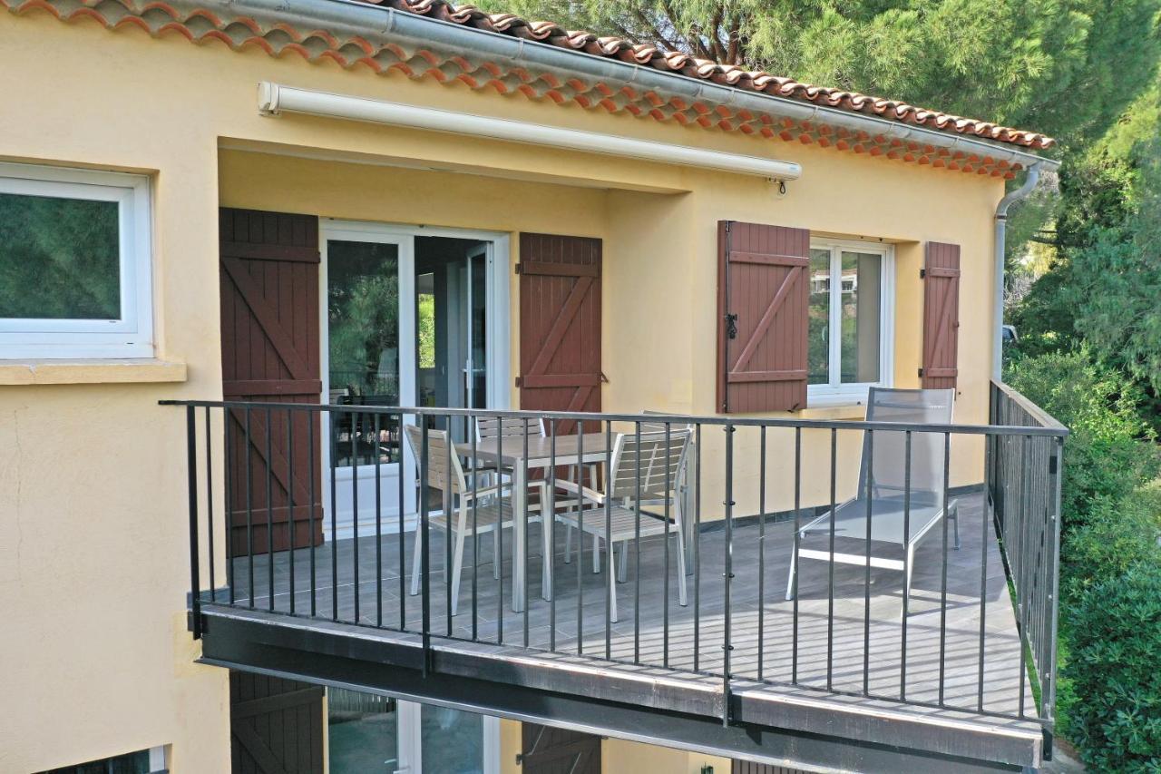 Select'Sohome - La Fossette - Appartement Pour 4 Personnes Avec Terrasse Et Vue Mer ! - Fos-04 Le Lavandou Exterior foto